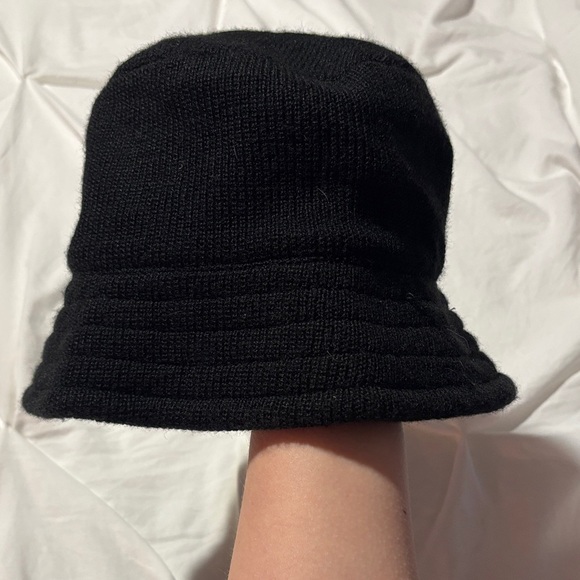 Preston & York Black Knit Bucket Hat - Picture 2 of 2